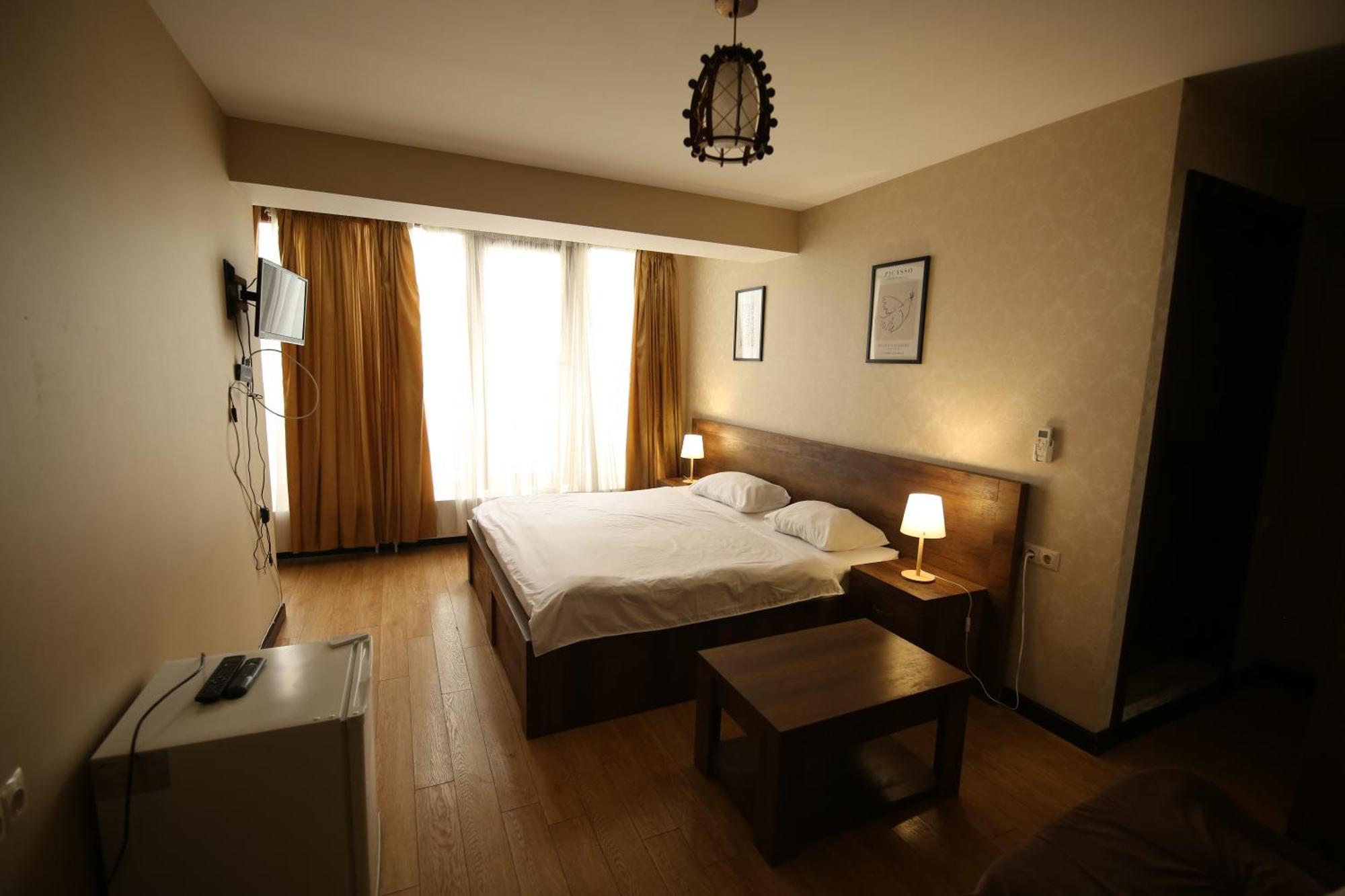 טביליסי Dream Sky Hotel מראה חיצוני תמונה