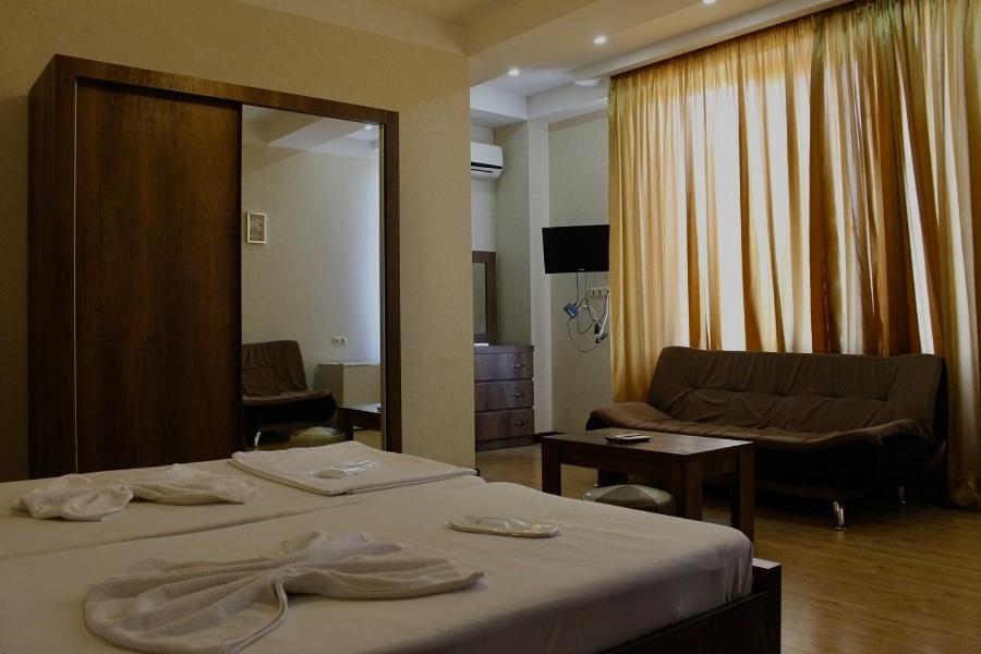 טביליסי Dream Sky Hotel מראה חיצוני תמונה